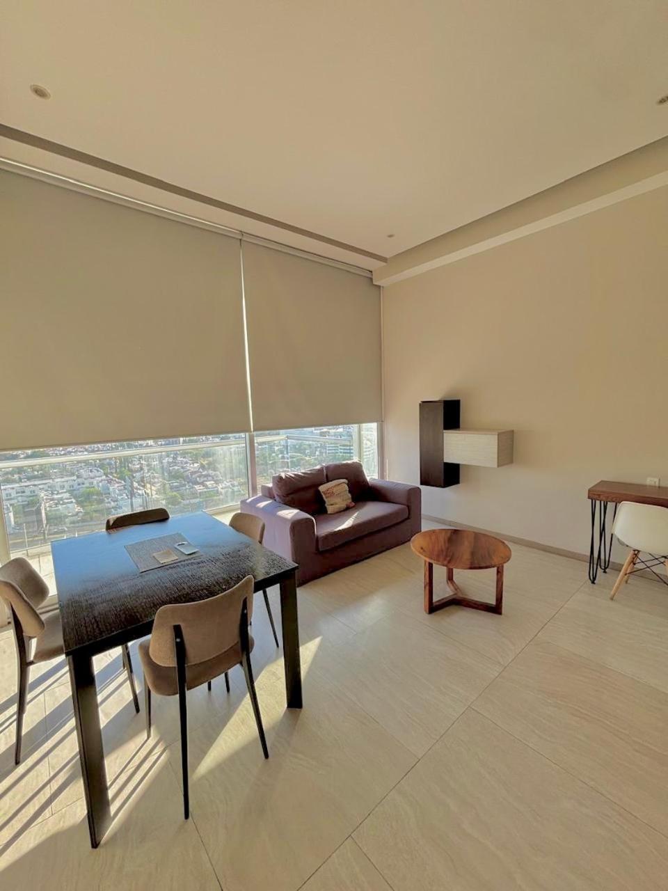 Park Life Guadalajara Aparthotel ภายนอก รูปภาพ