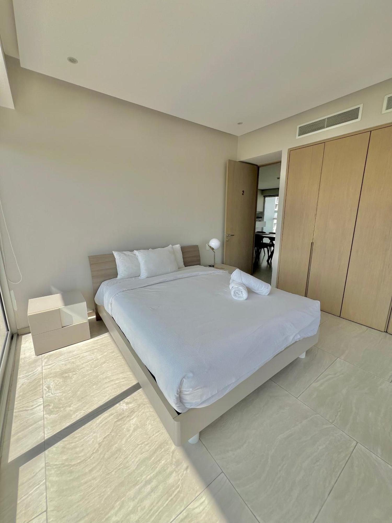 Park Life Guadalajara Aparthotel ภายนอก รูปภาพ
