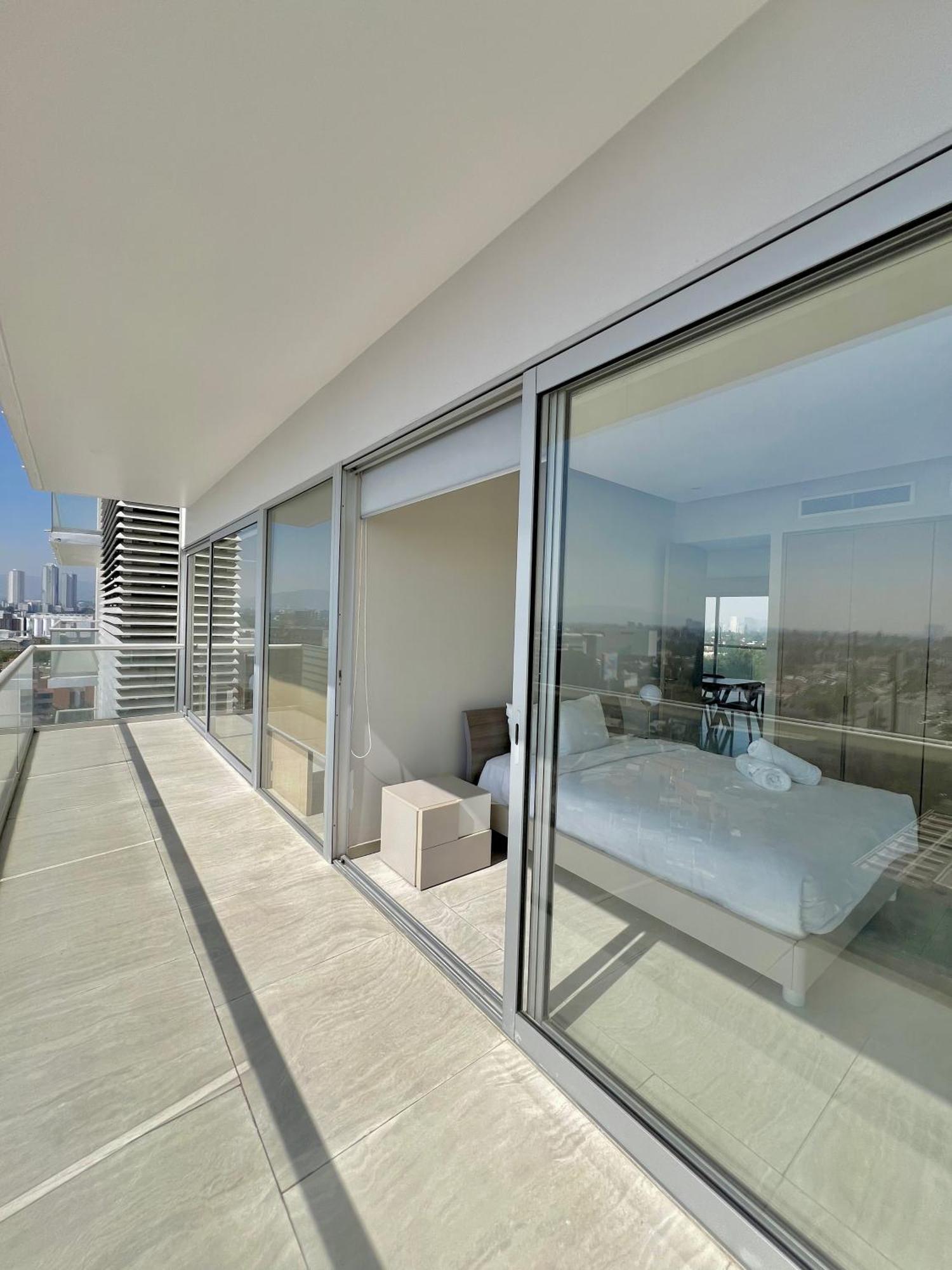 Park Life Guadalajara Aparthotel ภายนอก รูปภาพ