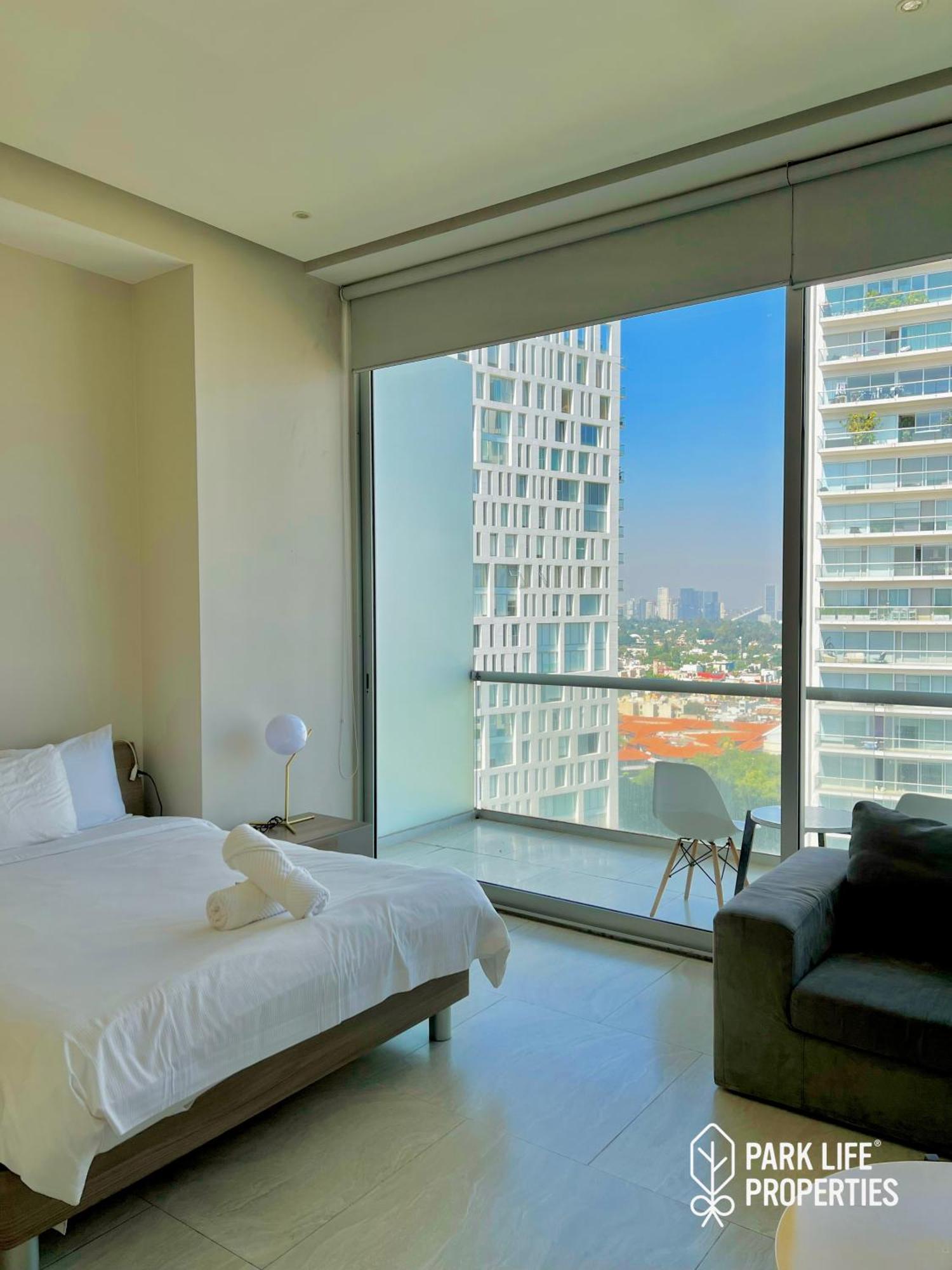 Park Life Guadalajara Aparthotel ภายนอก รูปภาพ