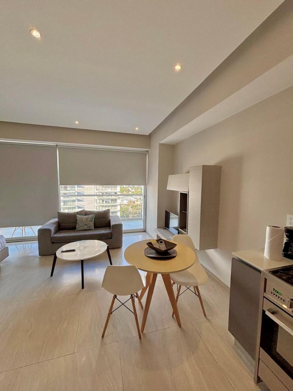 Park Life Guadalajara Aparthotel ภายนอก รูปภาพ